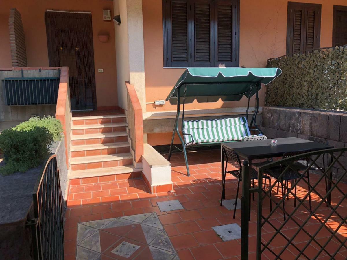 Adele'S Apartment - Mulinia Residence Acireale Bagian luar foto